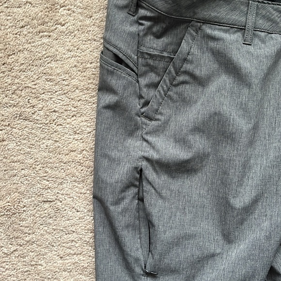 Kenneth Cole golf shorts - Picture 3 of 6